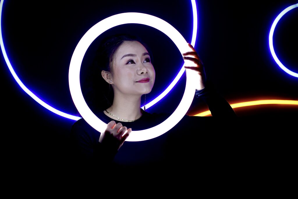 Làm việc ở Tập đoàn trải nghiệm phong phú